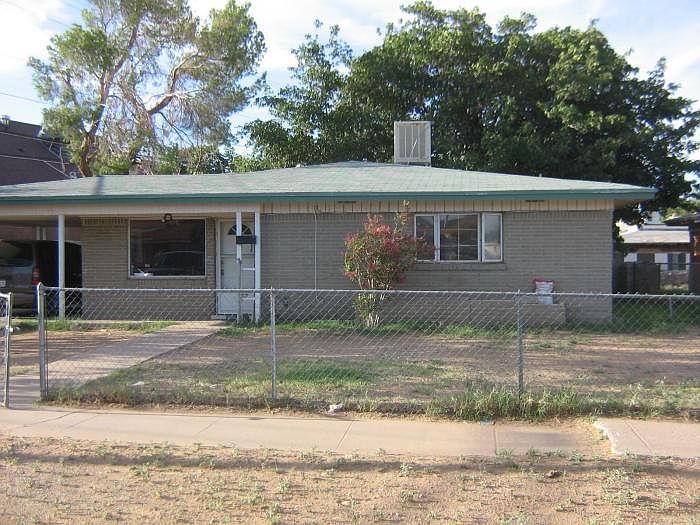 1st image of 4893 Maxwell Ave