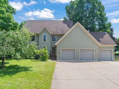 10905 35th Pl N, Plymouth, MN, 55441