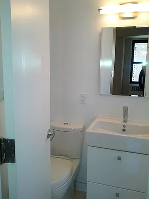 Rented by Stonehenge NYC LLC | media 12