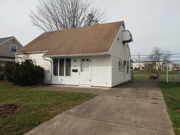 521 E 3rd St, Waverly, OH 45690