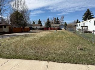 320 3rd St N, Vulcan, AB T0L2B0