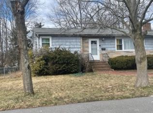 117 W Chestnut St, Brockton, MA 02301
