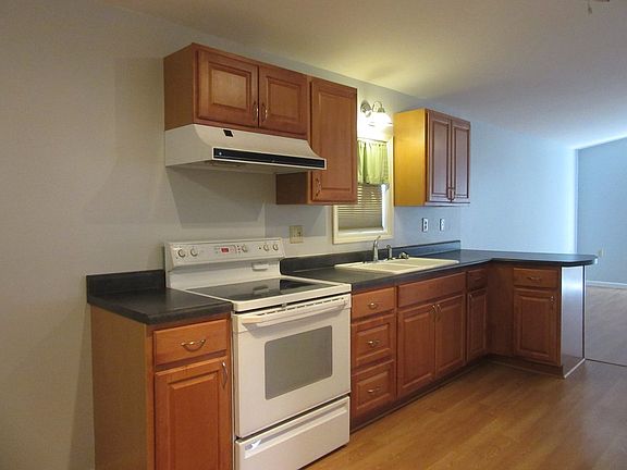 2nd image of 703 W Cottonwood St