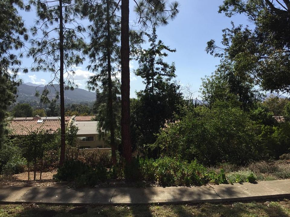 1st image of 720 Tuolumne Dr