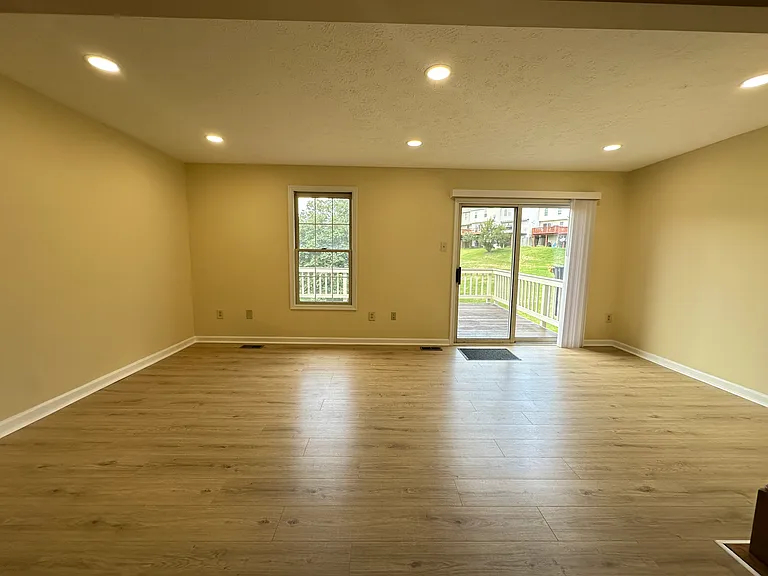 7958 Brightmeadow Ct — Photo 7