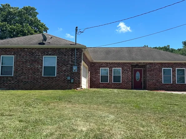 1221 Topside Rd, Louisville, TN 37777