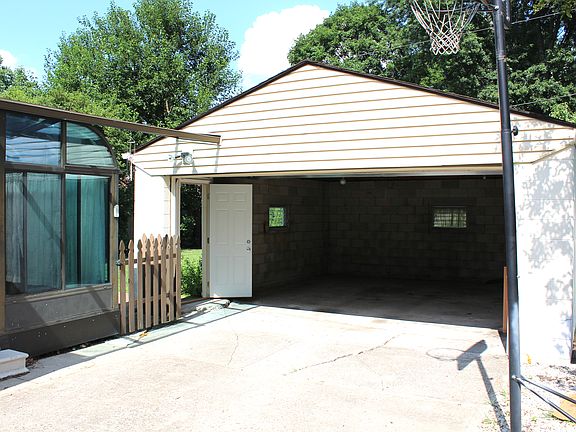 4th image of 5876 Varadero Dr