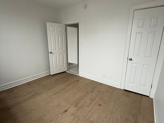 4th image of 1057 Allerton Ave Building 2