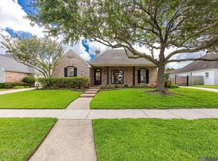 1738 Great Oak Dr, Baton Rouge, LA 70810
