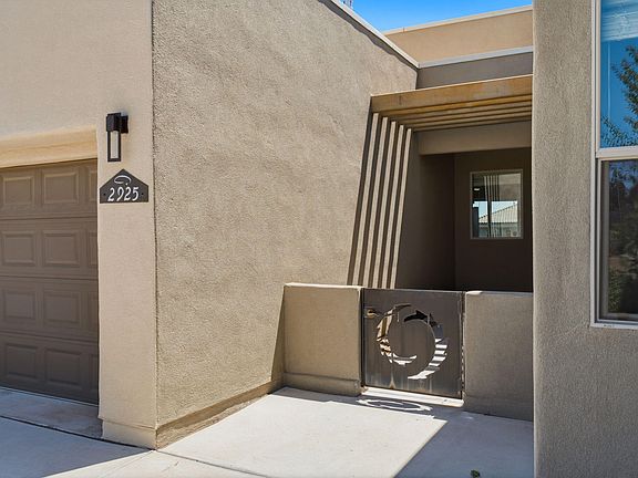 4th image of 2925 Redondo Santa Fe NE