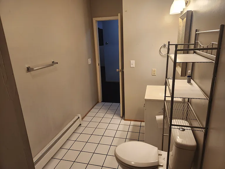 300-302 Curtin St #518A — Photo 10