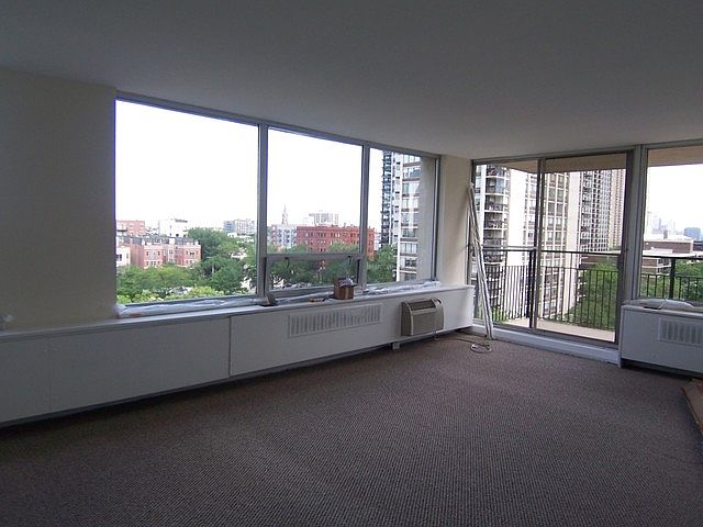 1st image of 88 W Schiller St #809L