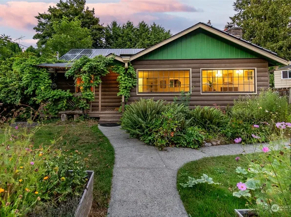 12556 17th Avenue NE, Seattle, WA 98125