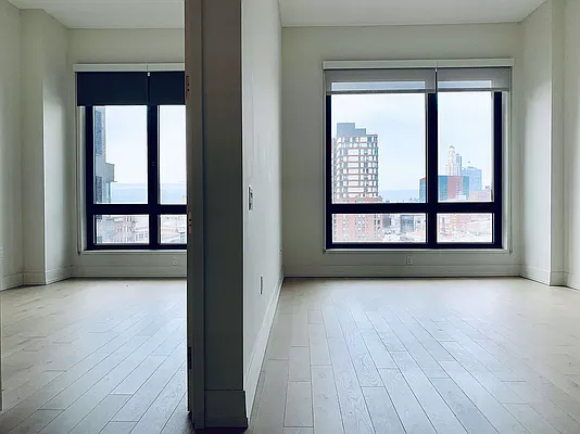 Rented by SMART CHOICE PROPERTIES LLC | media 17