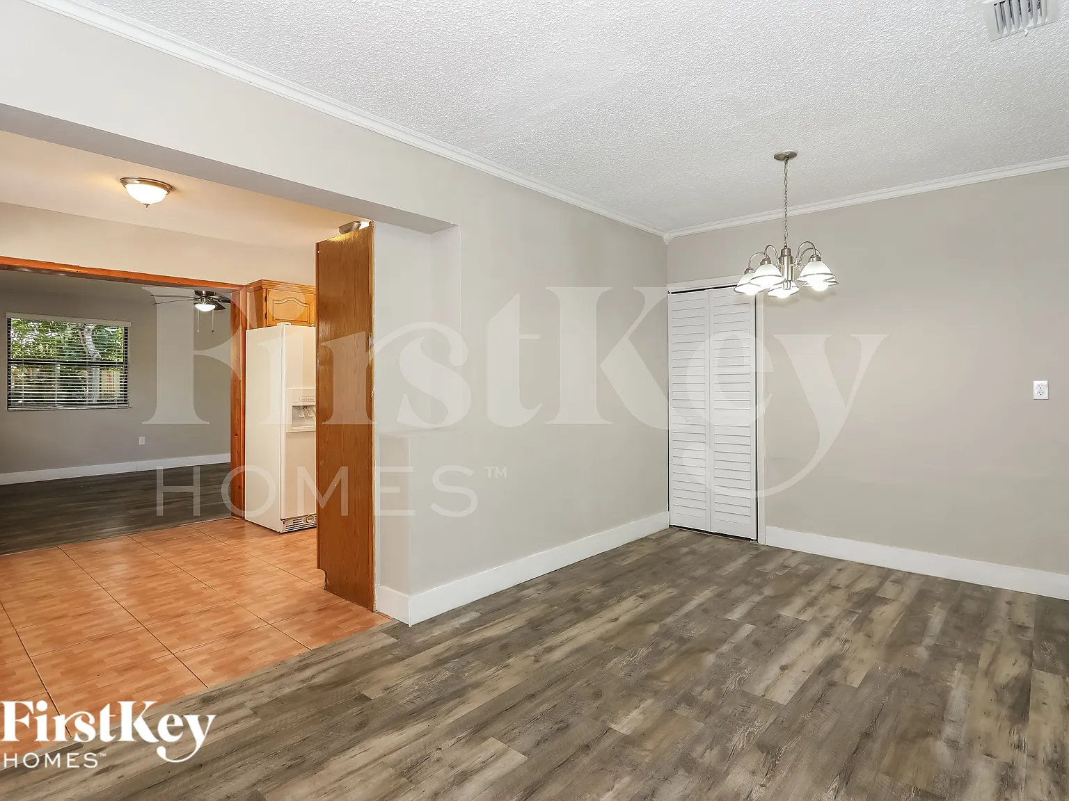 3 bed, 2.0 bath, 1885 sqft, $3,495 — Photo 4