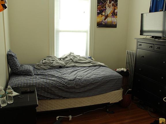 5th image of 76 Calumet St #Cf3