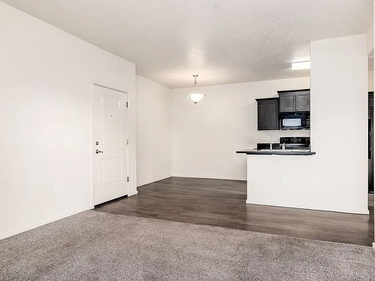Legacy at 50th St Apartments — Photo 40