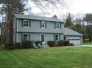 21 Mesa Dr, North Kingstown, RI 02852