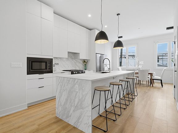 2nd image of 4250 W Belmont Ave #2