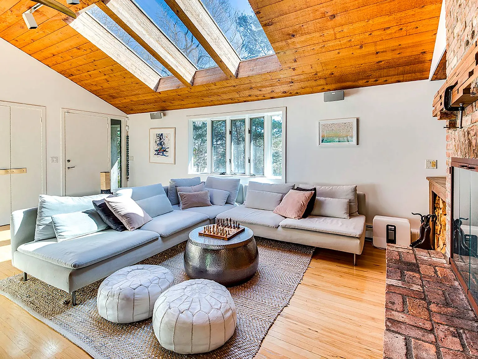 Enjoy Sammy's Beach Retreat for the Summer — Photo 2