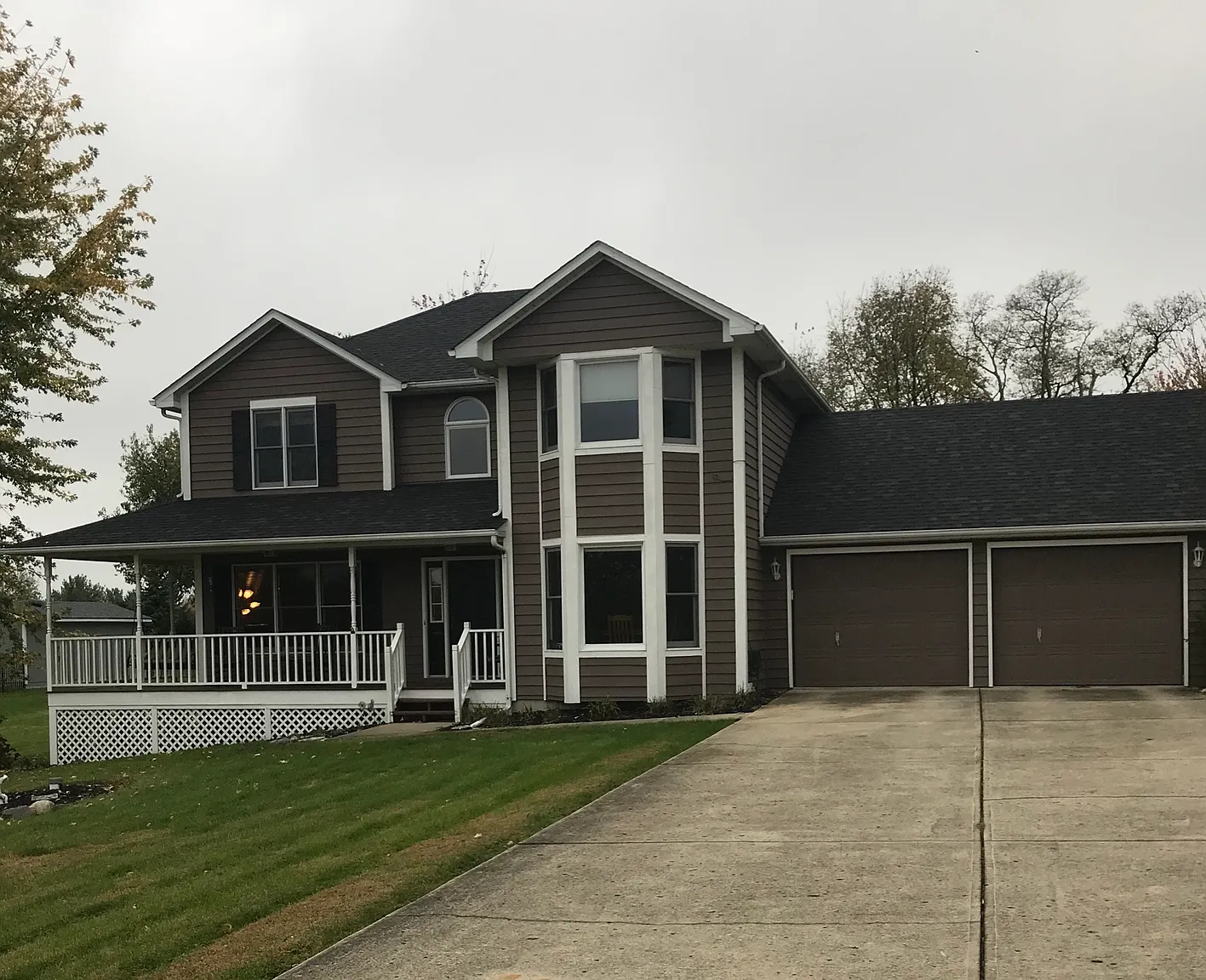 1017 Gray Squirrel Dr photo 1