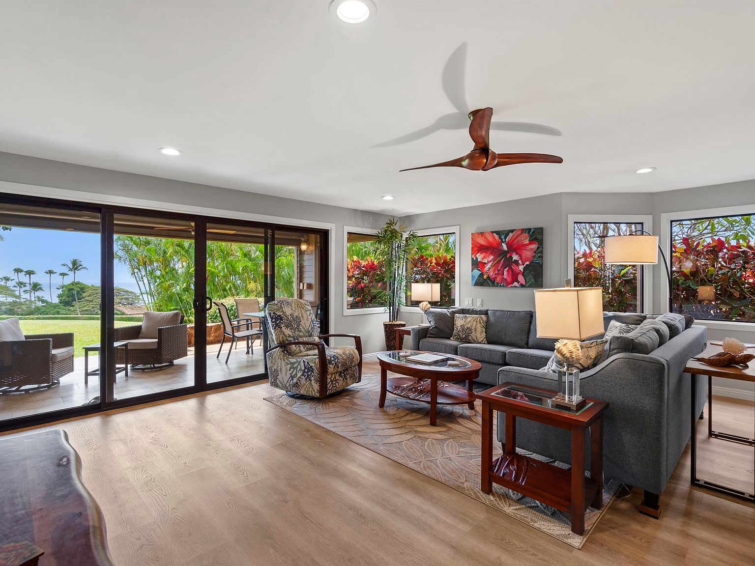 50 Puu Anoano St APT 901