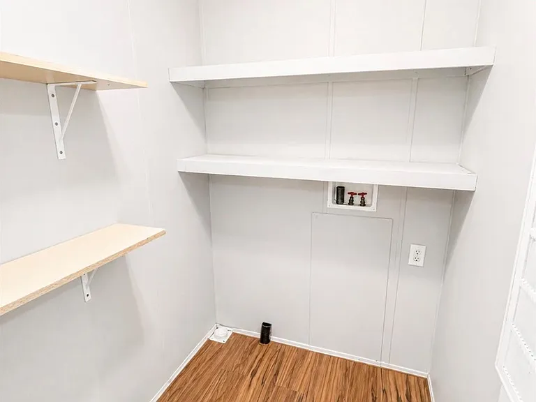 33114 McKinley Cir — Photo 16