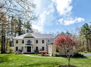 1 Squier Dr, North Hampton, NH 03862