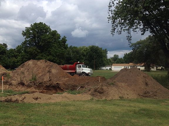 5th image of 1013 N Saint Louis Blvd