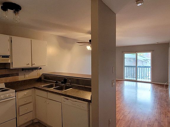 4th image of 523 Meadowview Dr APT D306