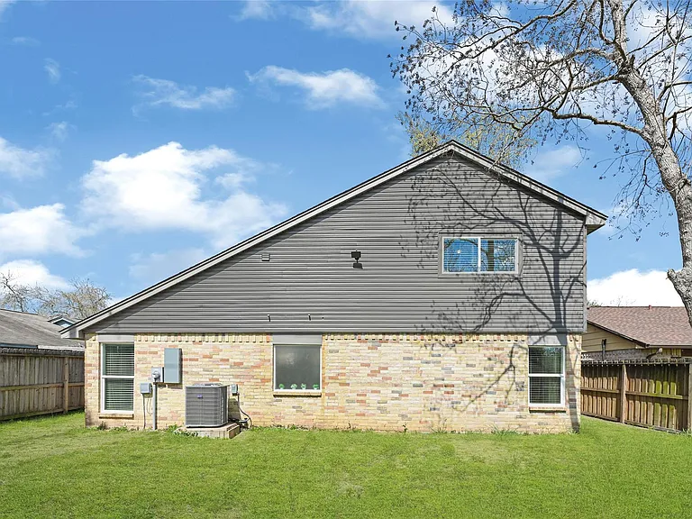 4802 Hickorygate Dr — Photo 27