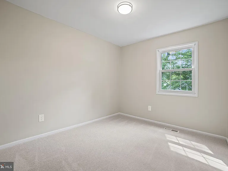 9328 Humphries Dr — Photo 10