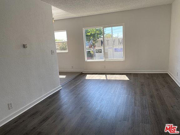 4th image of 6736 West Blvd #9