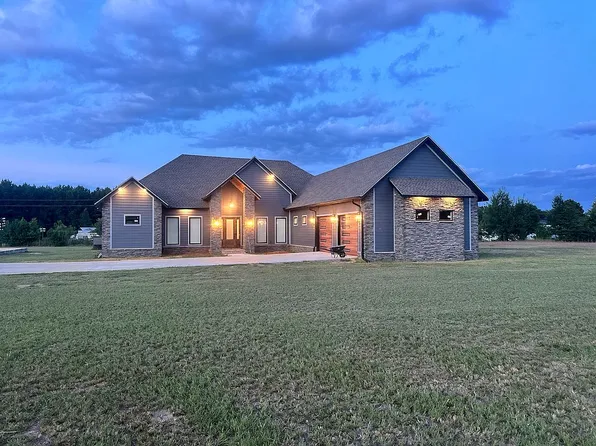 763 Choice Adams Rd, Ashford, AL 36312