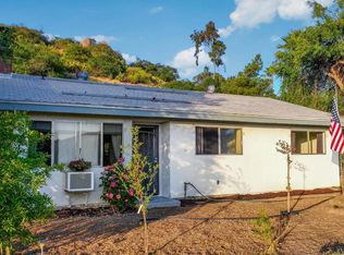 1016 Arnold Way, Alpine, CA 91901