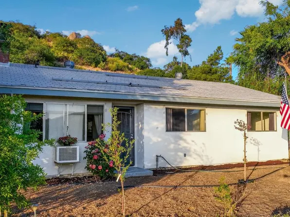 1016 Arnold Way, Alpine, CA 91901