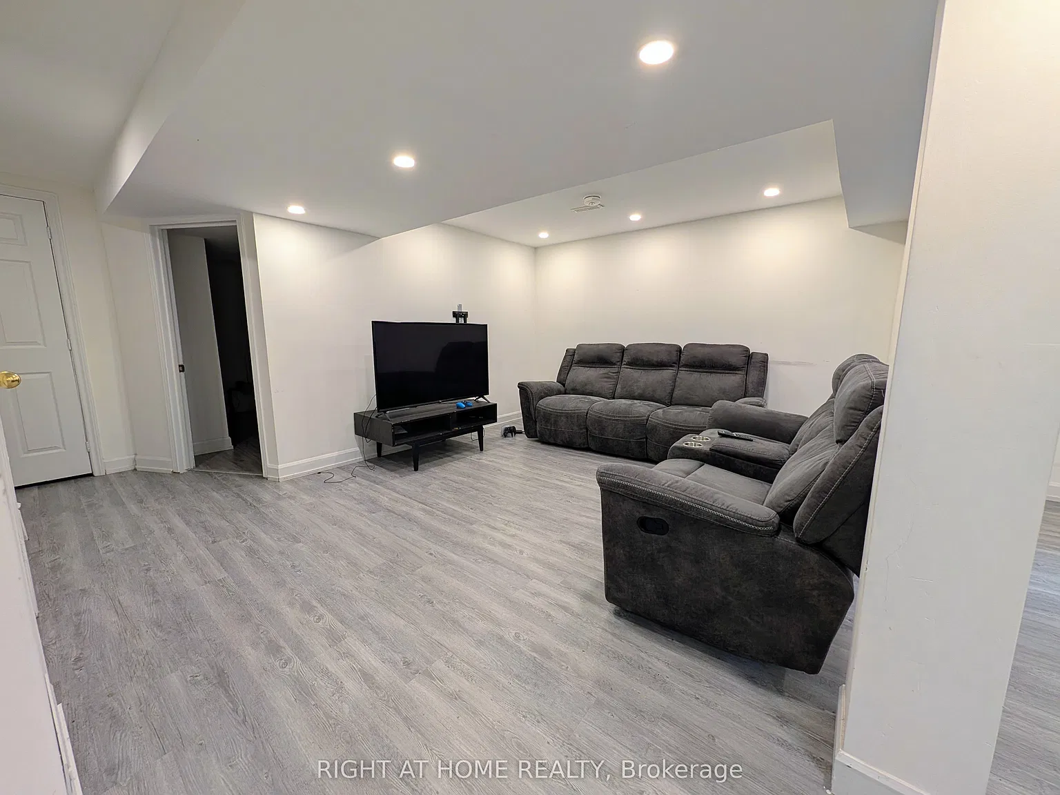 1 bed, $1,500 — Photo 3