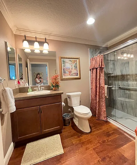 1069 Becker Ave — Photo 12