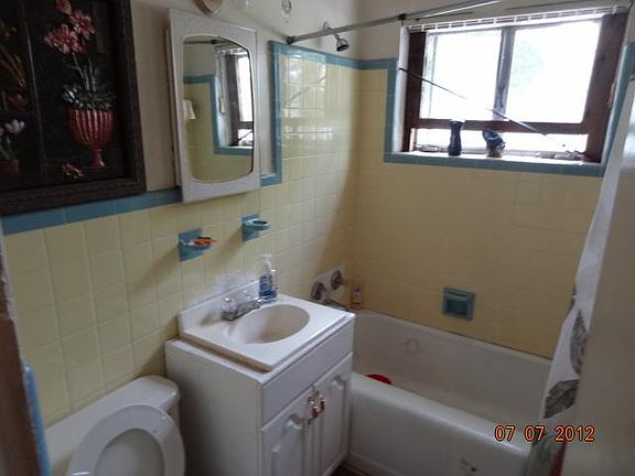 5th image of 5301 NW 11th Ave