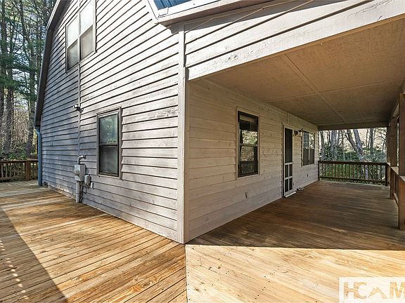 4th image of 66 Jones Hollow Rd