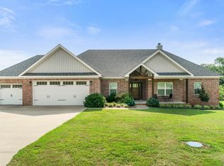215 Covey Cv, Beebe, AR 72012