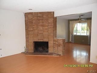 5th image of 561 W Whitcomb Ave