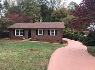 3620 Carver School Rd, Winston Salem, NC 27105