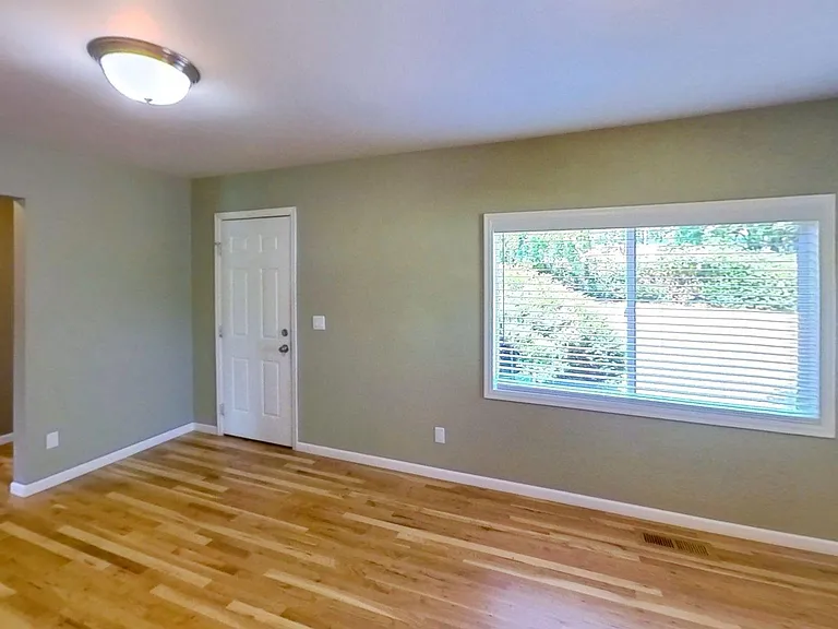 15413 SE Mill Plain Rd — Photo 19
