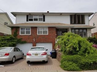 1523 8th St #2, Fort Lee, NJ