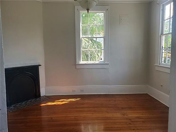 5th image of 1433 N Galvez St