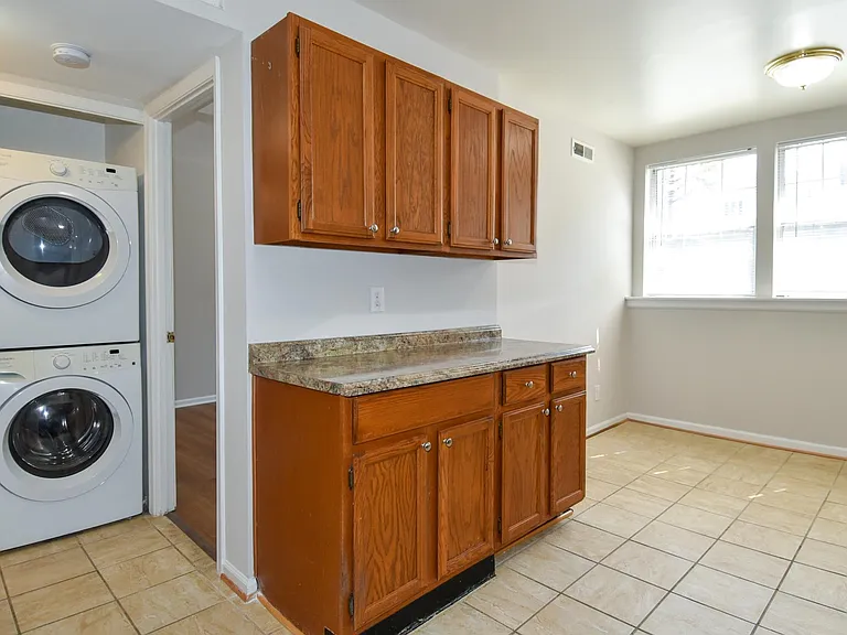 25 Pickering Ct #2 — Photo 15
