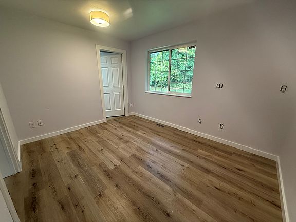 5th image of 9225 149th St NW