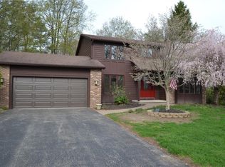 501 Sherborne Rd, Webster, NY 14580