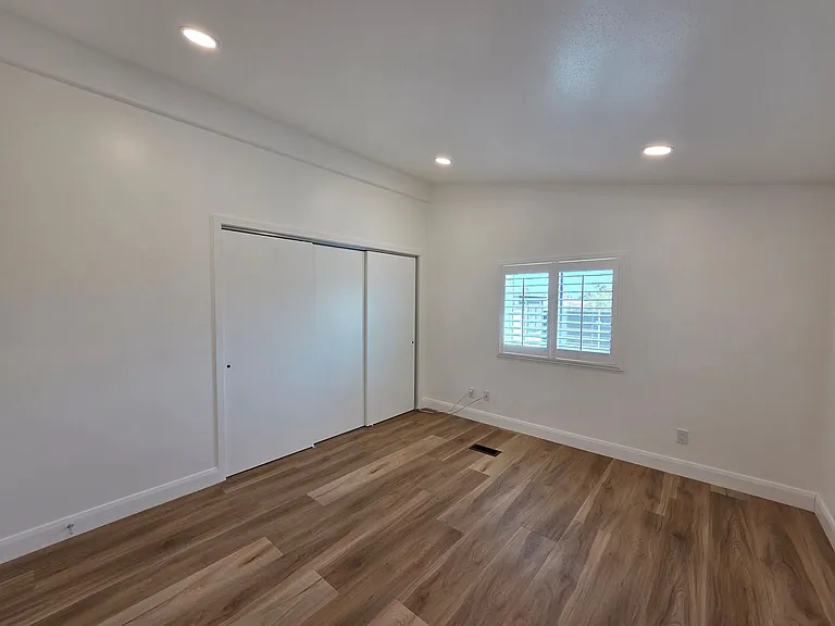 2382 Castle Rock Cir — Photo 17